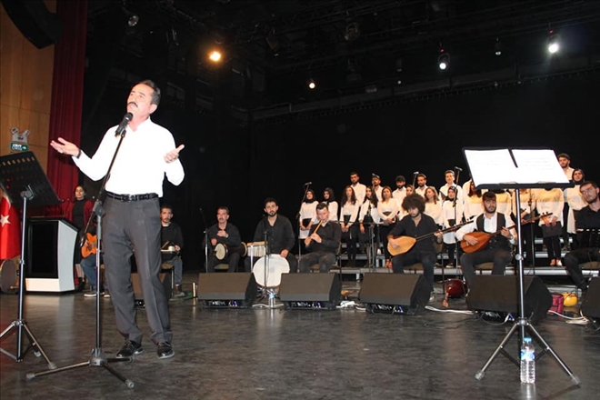  Kültür Müdürlüğü korosu ilk konserini verdi