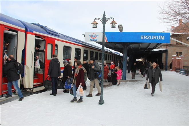  Erzurum ve Kars´a turistik tren müjdesi