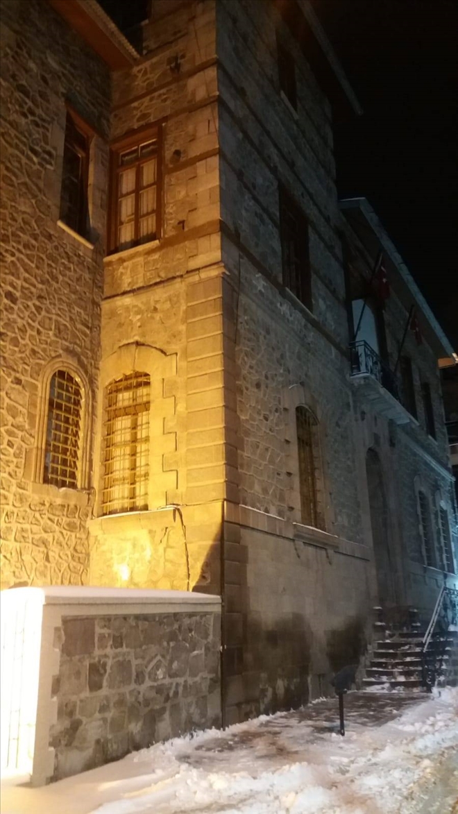 Atatürk Evi Müzesi Işıklandırıldı