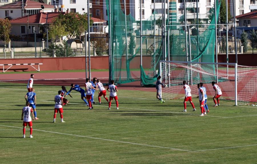 24Erzincanspor kendi evinde Ankara Demirspor ile 1-1 berabere kaldı