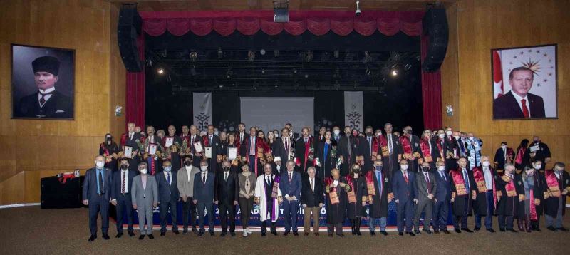 Atatürk Üniversitesi’nde YÖKAK kurumsal akreditasyon belgesi takdim töreni
