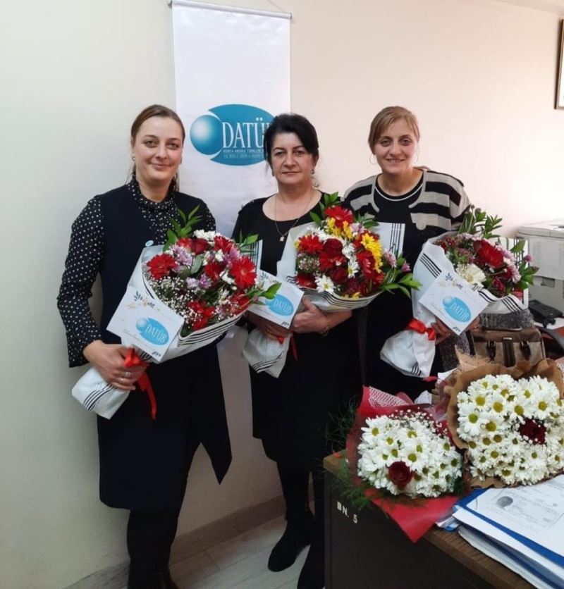 DATÜB Genel Başkanı Kassanov, Erzincan’ın yeni seçilen Ahıskalı Türk kadın muhtarlarını kutladı
