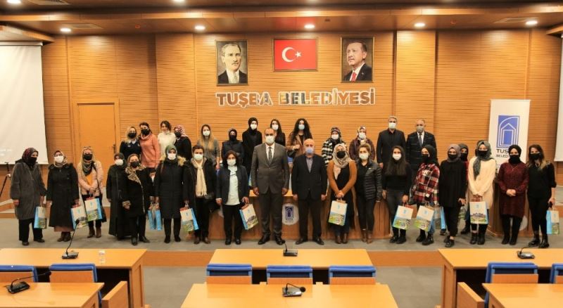 Tuşba Belediyesinden kadın personellere ‘8 Mart’ jesti
