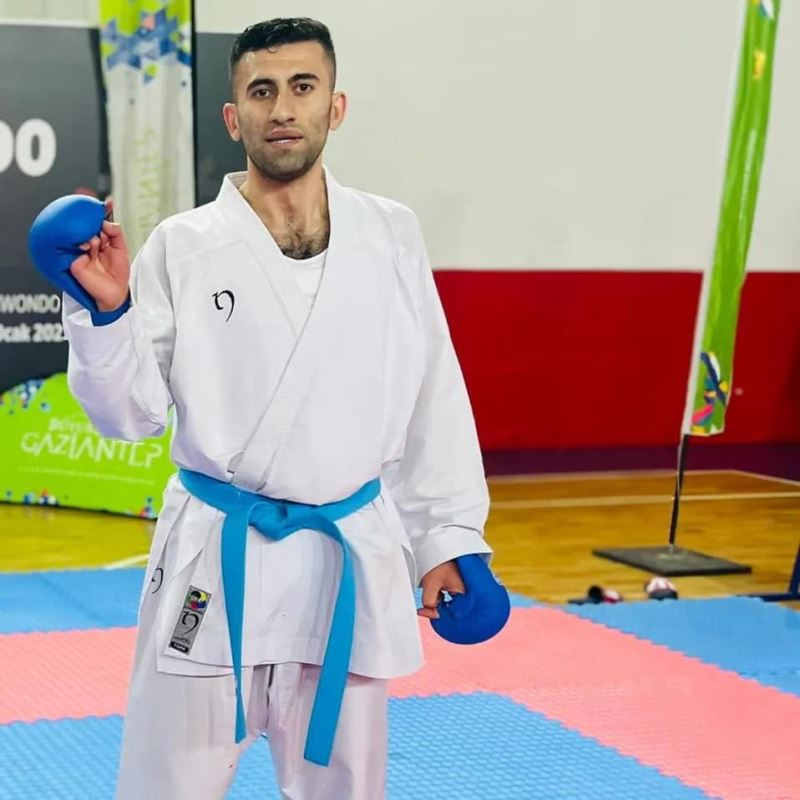 Milli karateci Kardeşler İşitme Engelliler Türkiye Şampiyonası’nda altın madalya kazandı
