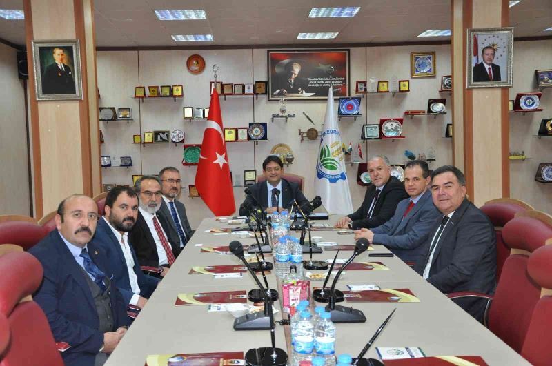 Kosova Kalkınma Bakanı Fikrim Damka Erzurum Ticaret Borsasını  ziyaret etti
