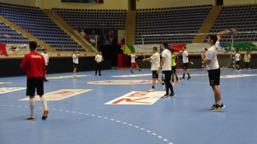 A Milli Erkek Hentbol Takımı, Kuzey Makedonya maçına hazır