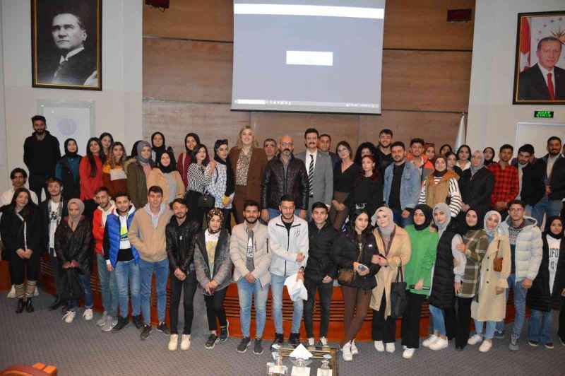 Atatürk Üniversitesi’nde “Yönetici Asistanlığında Yeni Gelişmeler ve Mesleki Sorunlar” çalıştayı yapıldı
