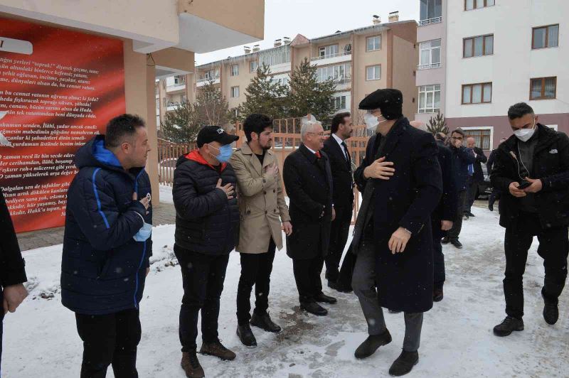 Erzurum Valisi Memiş’ten şehit ve gazi derneklerine ziyaret
