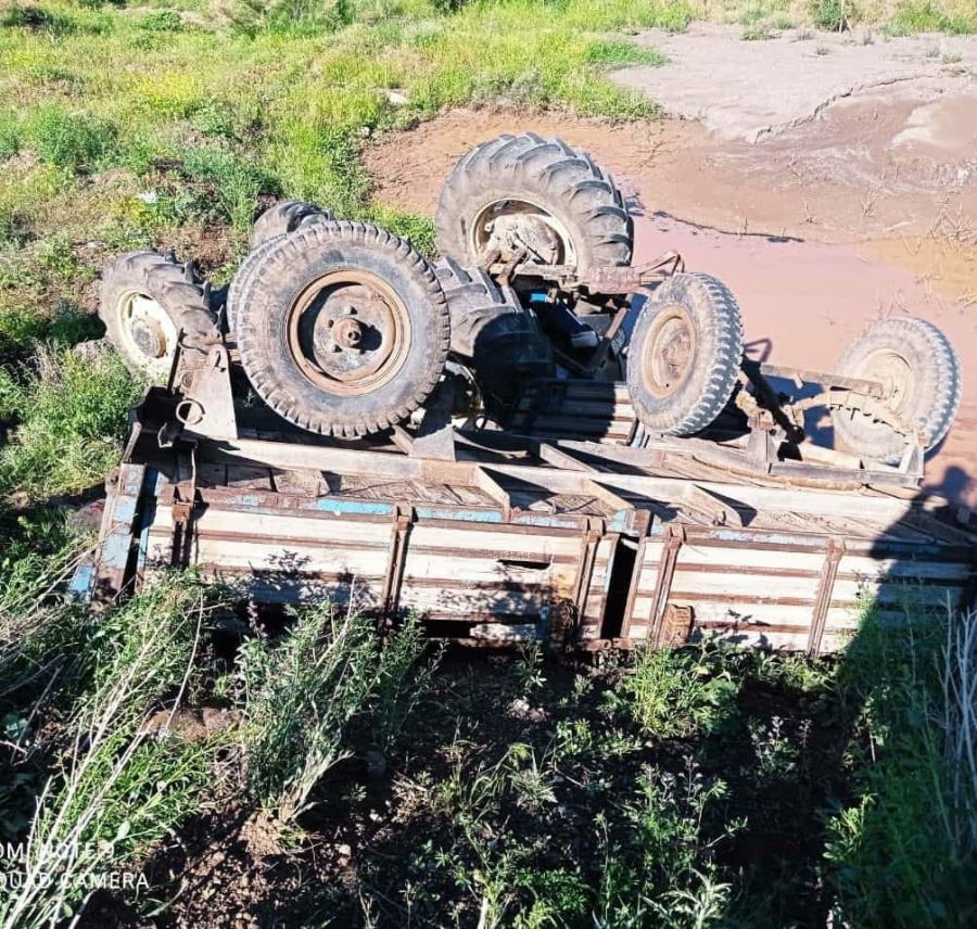 Tuzluca’da traktör kazası