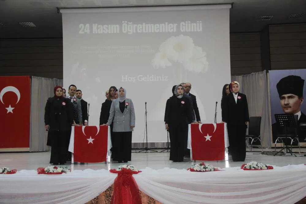 Erzincan’da Öğretmenler Günü kutlandı