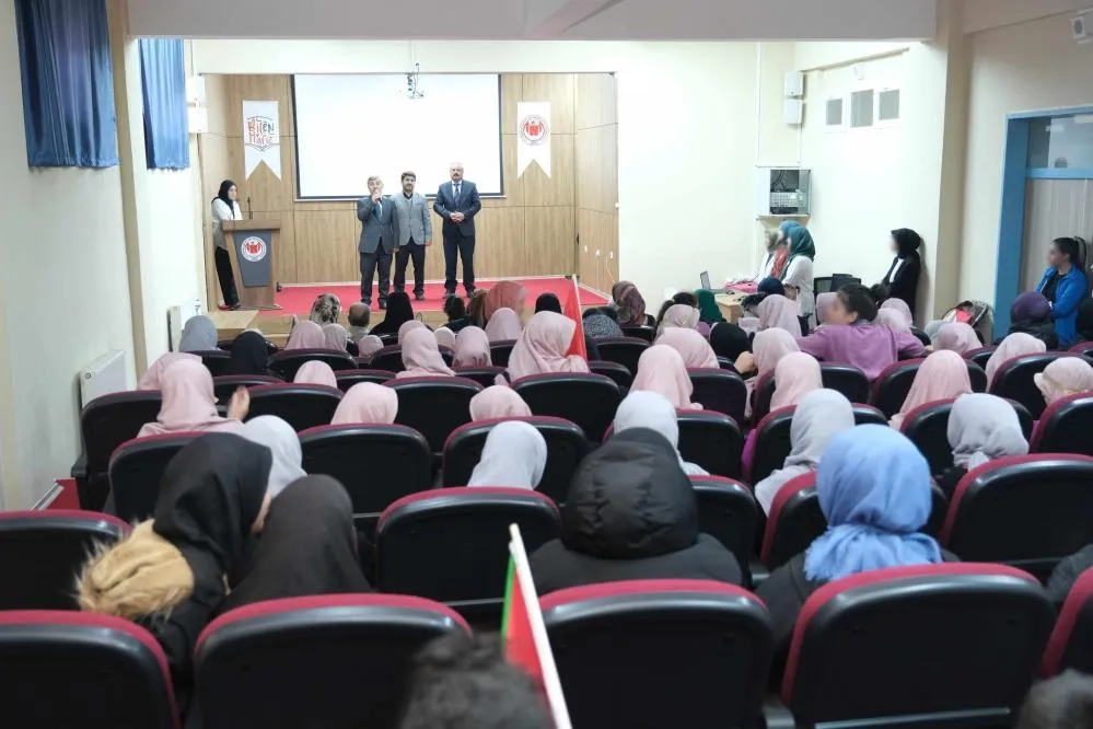 Filistin İçin Tek Yürek programı düzenlendi
