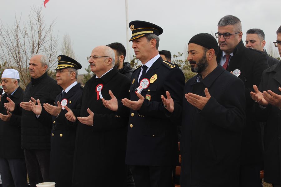 Erzurum’da polis haftası törenlerle kutlanıyor