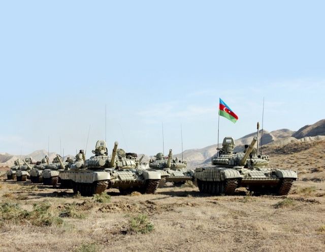  Azerbaycan ve Ermenistan arasında çatışma çıktı! Can kayıpları var