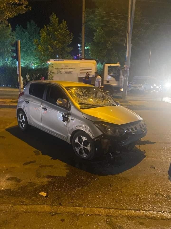 Elazığ’da ehliyetsiz sürücü kaza yaptı: 2 yaralı