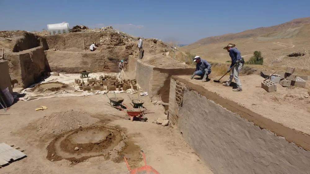  36 yıldır süren kazılar Urartu tarihine ışık tutuyor