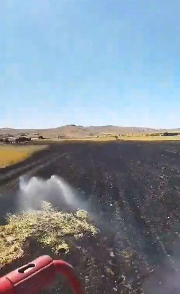  samanlık ve arazi yangını: 60 dönüm arazi kül oldu