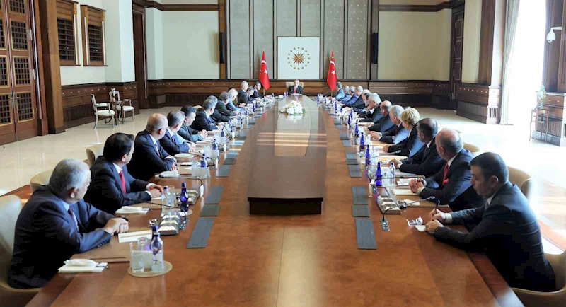 Özakalın’dan Cumhurbaşkanı Erdoğan’a Erzurum sunumu