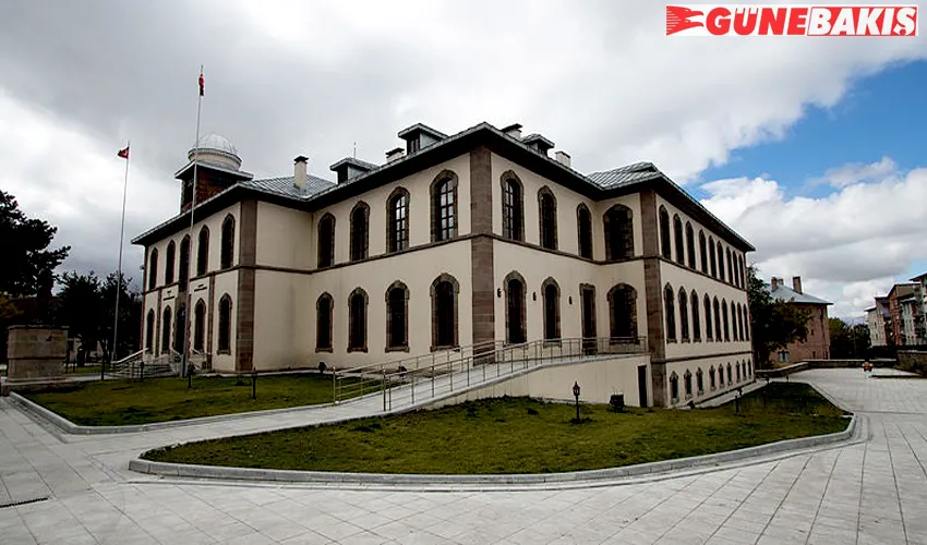Erzurum Kongre Binası Resim Heykel Müzesi