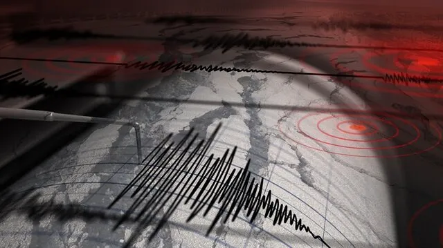 İzmir’de 5.1 büyüklüğünde deprem