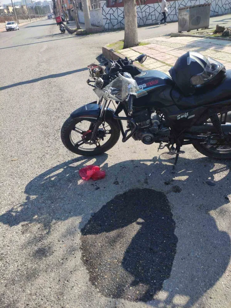 Siirt’te iki motosiklet çarpıştı