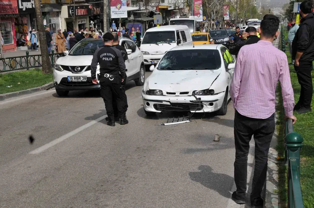 Bursa’da yaya geçidinde feci kaza
