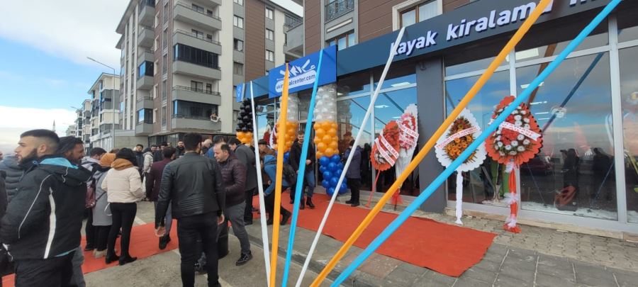Kayak bakım ve kiralama oteli açıldı