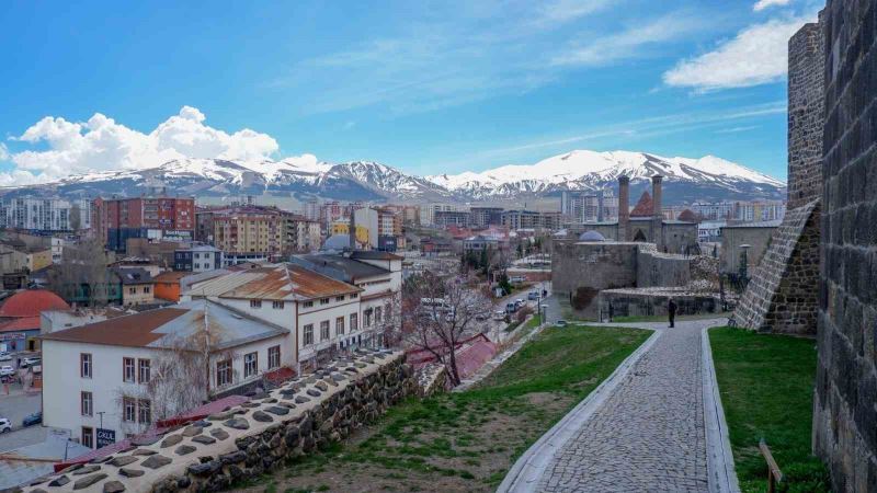 Erzurum 1890 rakımla Türkiye’nin yüksek şehri
