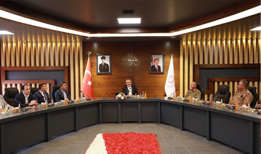 Vali Kadir Ekinci, Bingöllülerle vedalaştı