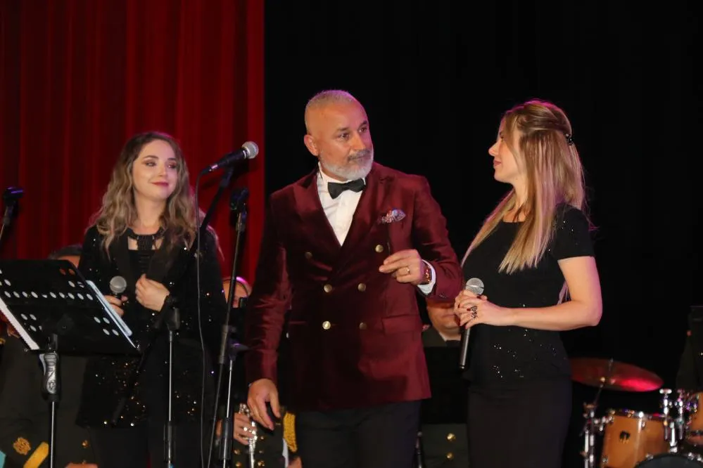 TSK Armoni Mızıkası Erzincan’da konser verdi