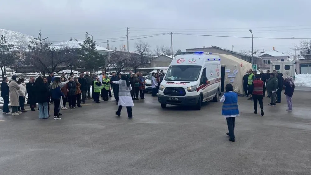 Üzümlü’de deprem ve yangın saha tatbikatı