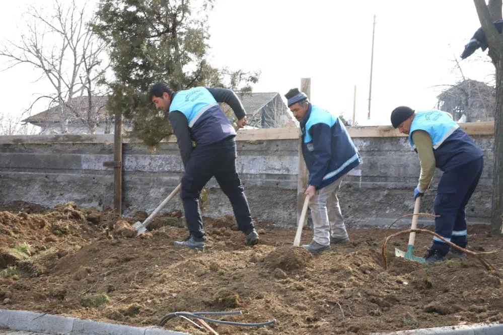 Battalgazi’de yeşil alanlar yenileniyor