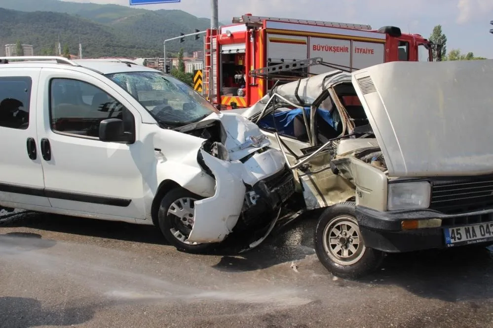 Trafik kazalarında 146 kişi hayatını kaybetti