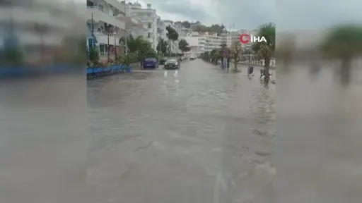 Bursa’da yağan yağmur yolları göle çevirdi