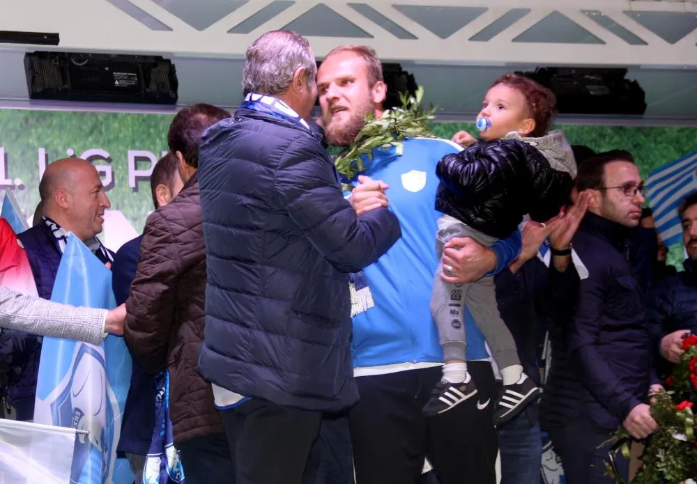 Karşıyaka’da rota Hakan Cambazoğlu