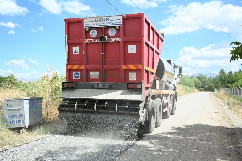 30 kilometre sathi asfalt serimi gerçekleştirdi