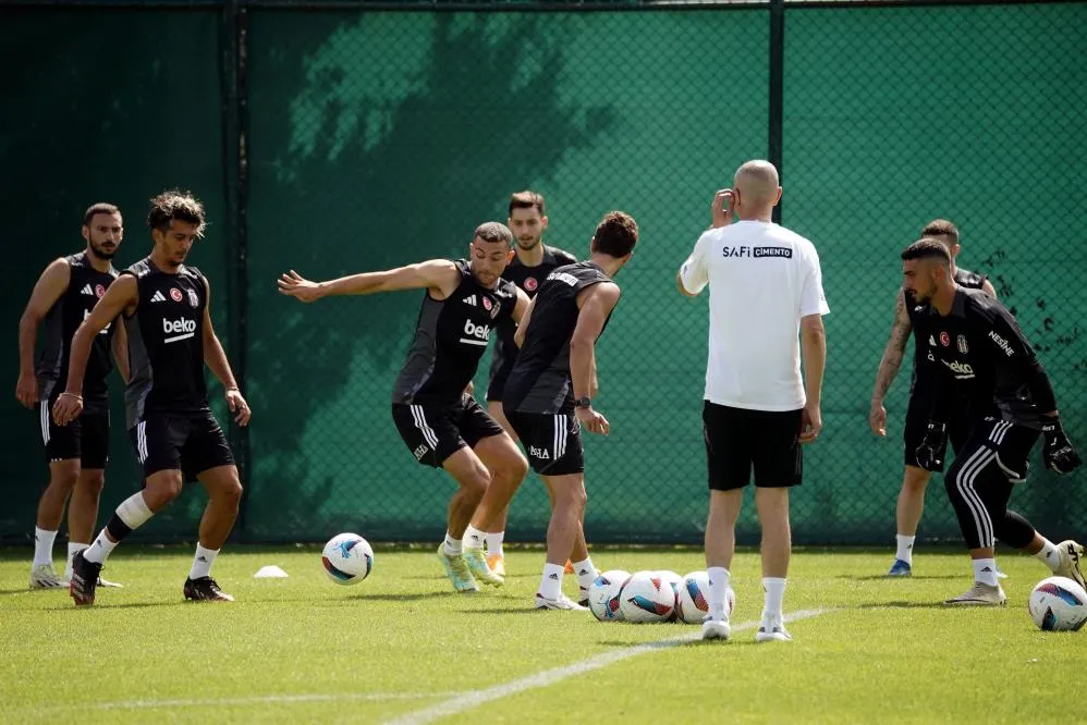 Beşiktaş, yeni sezon hazırlıklarını sürdürdü