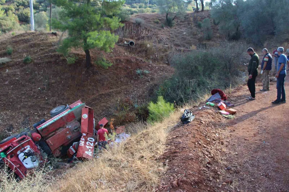 Antalya’da arazöz devrildi