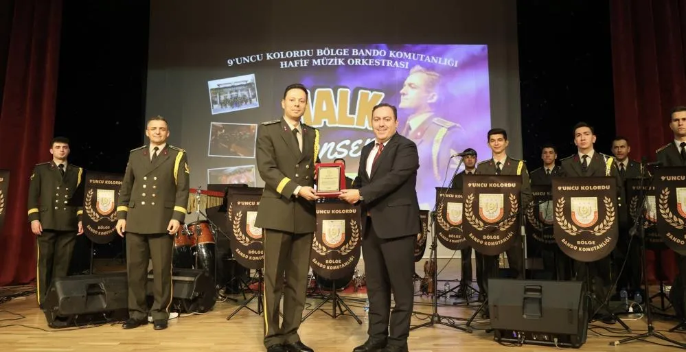 Ağrı’da 90’lar rüzgârı esti