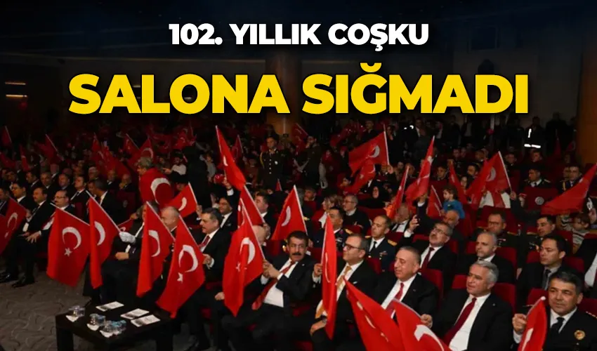 102. yıllık coşku salona sığmadı