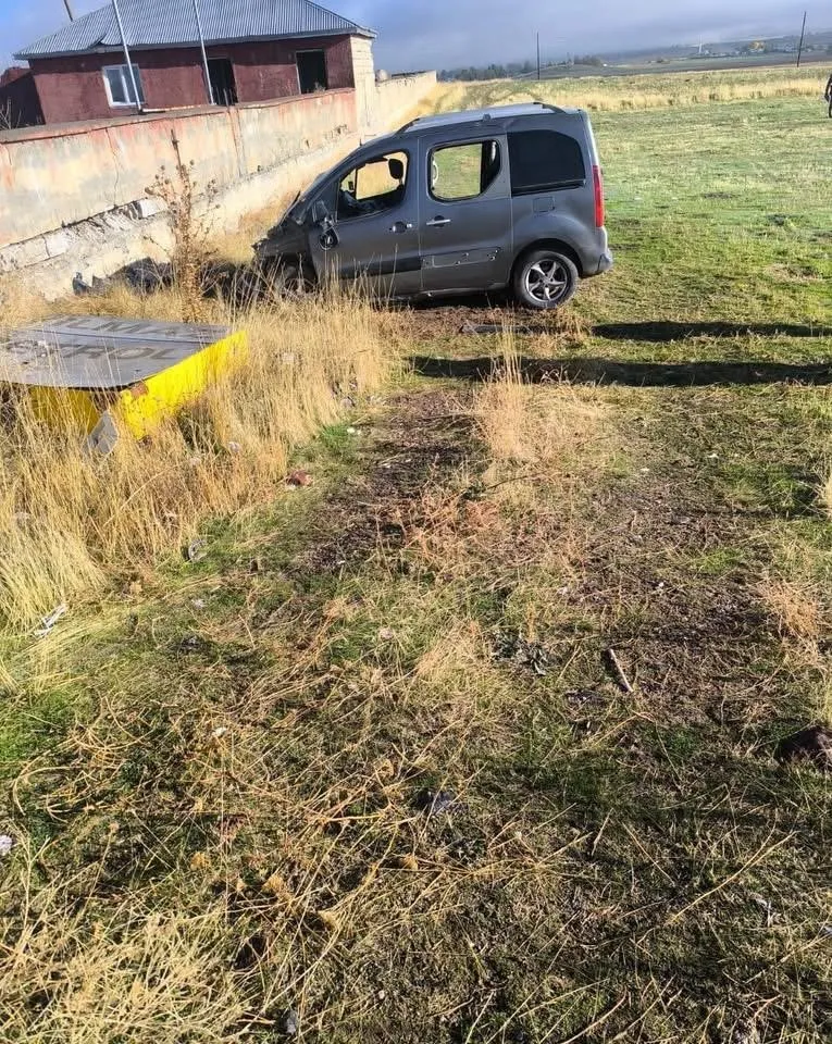 Patnos’ta feci kaza; genç sürücü hayatını kaybetti