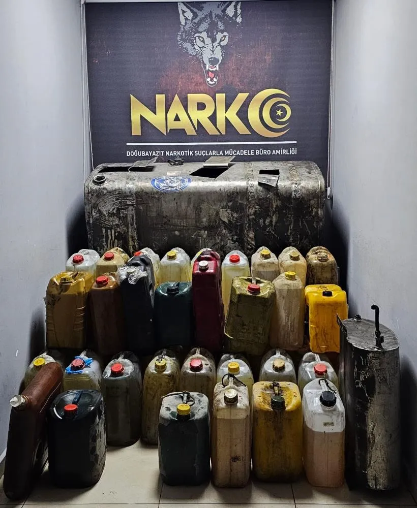 Ağrı’da tırlarda 761 kilo metamfetamin ele geçirildi