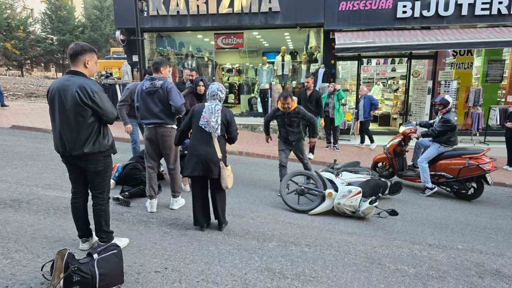 Karadeniz Ereğli’de motosiklet yayaya çarptı