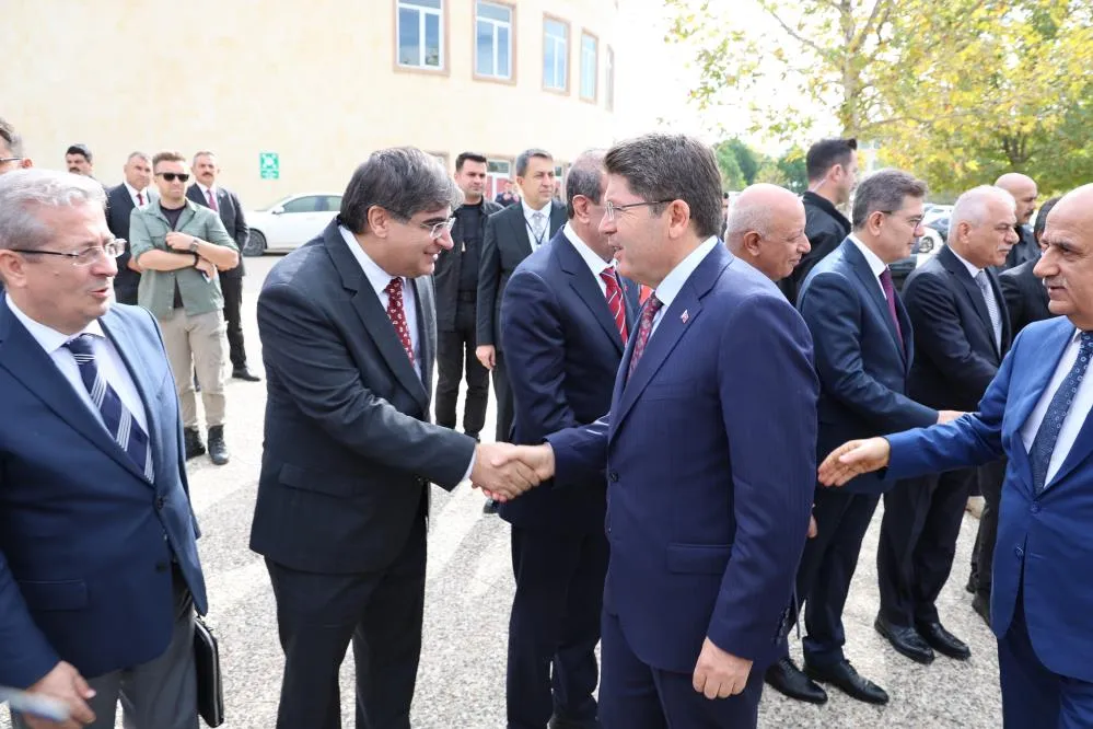 Deprem bölgesinde 2 bin 591 ceza davası açıldı