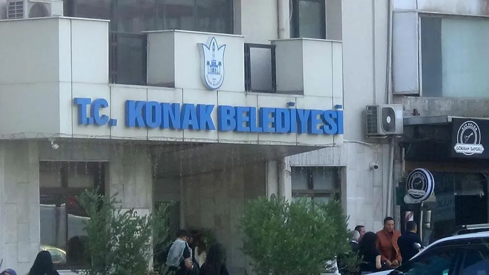Konak Belediyesine ihaleye fesat karıştırma operasyonu