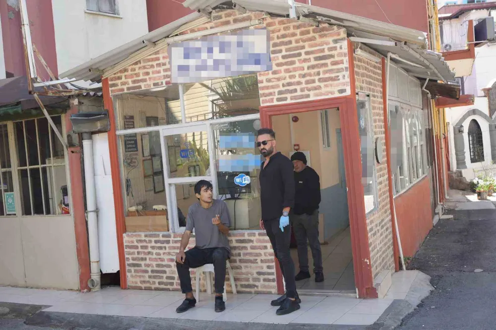 Antalya’da pansiyon odasında ölü bulundu