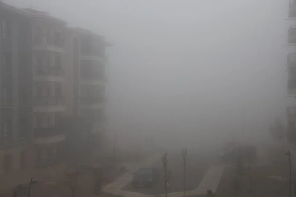 Elazığ’da sis etkisini sürdürüyor