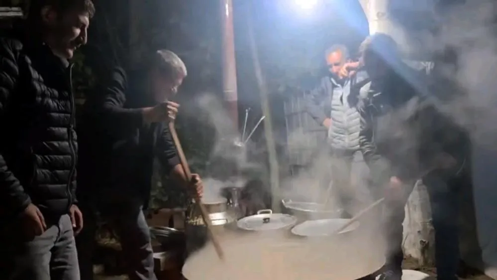 Ağrı’nın geleneksel Halise lezzeti Edirne’de ilgi gördü