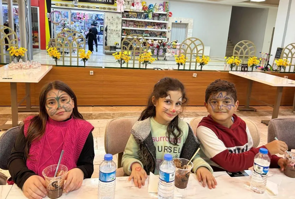 Patnoslu öğrenciler 