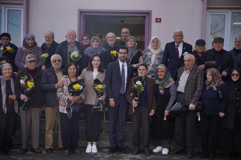 Sevgililer Günü’nde aşklarını tazelediler