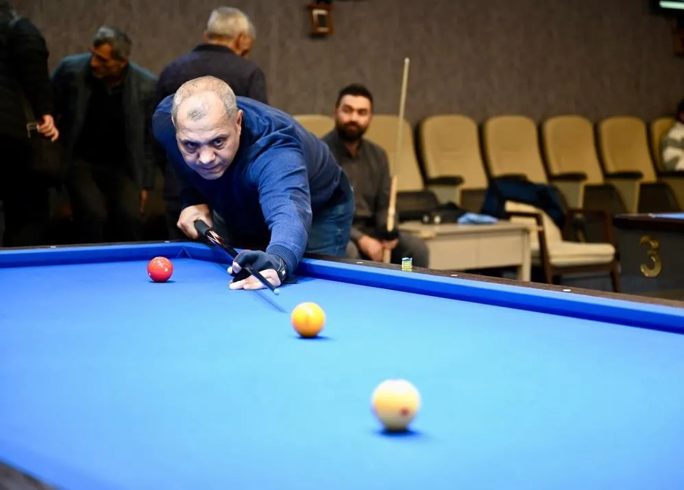 Bilardo tutkunları Yeşilyurt